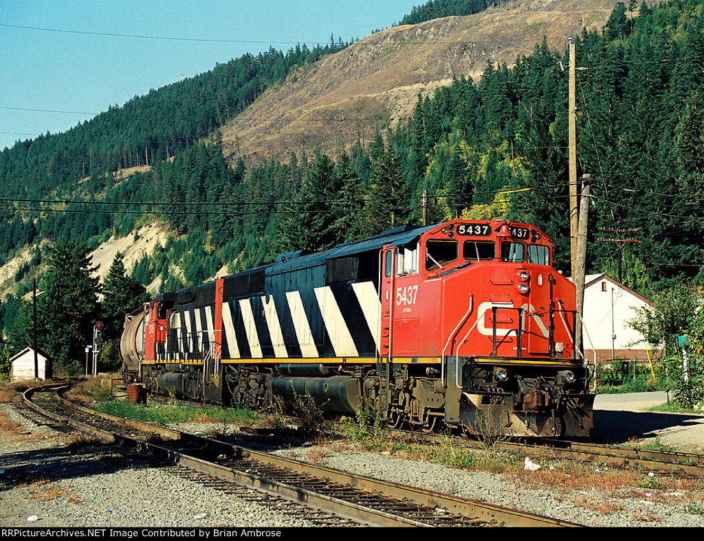 CN 5437 West